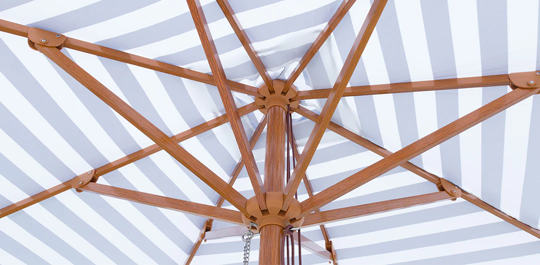 Billy Fresh 2m Timber-Look Aluminium Bahamas Umbrella - Navy - Image 3
