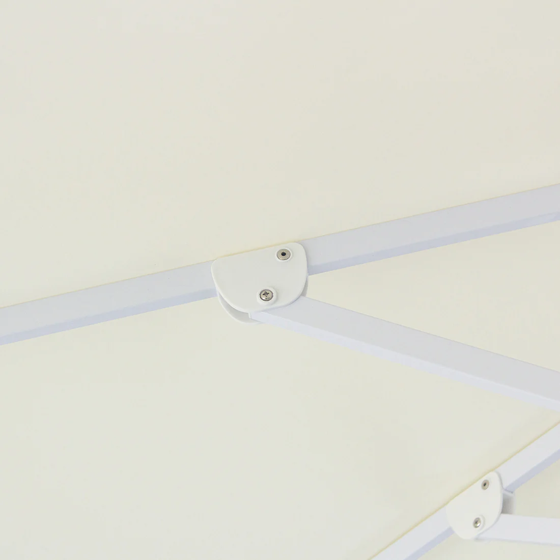 Billy Fresh 3m Whitehaven Aluminium Umbrella - Cream with White Trim - Image 5