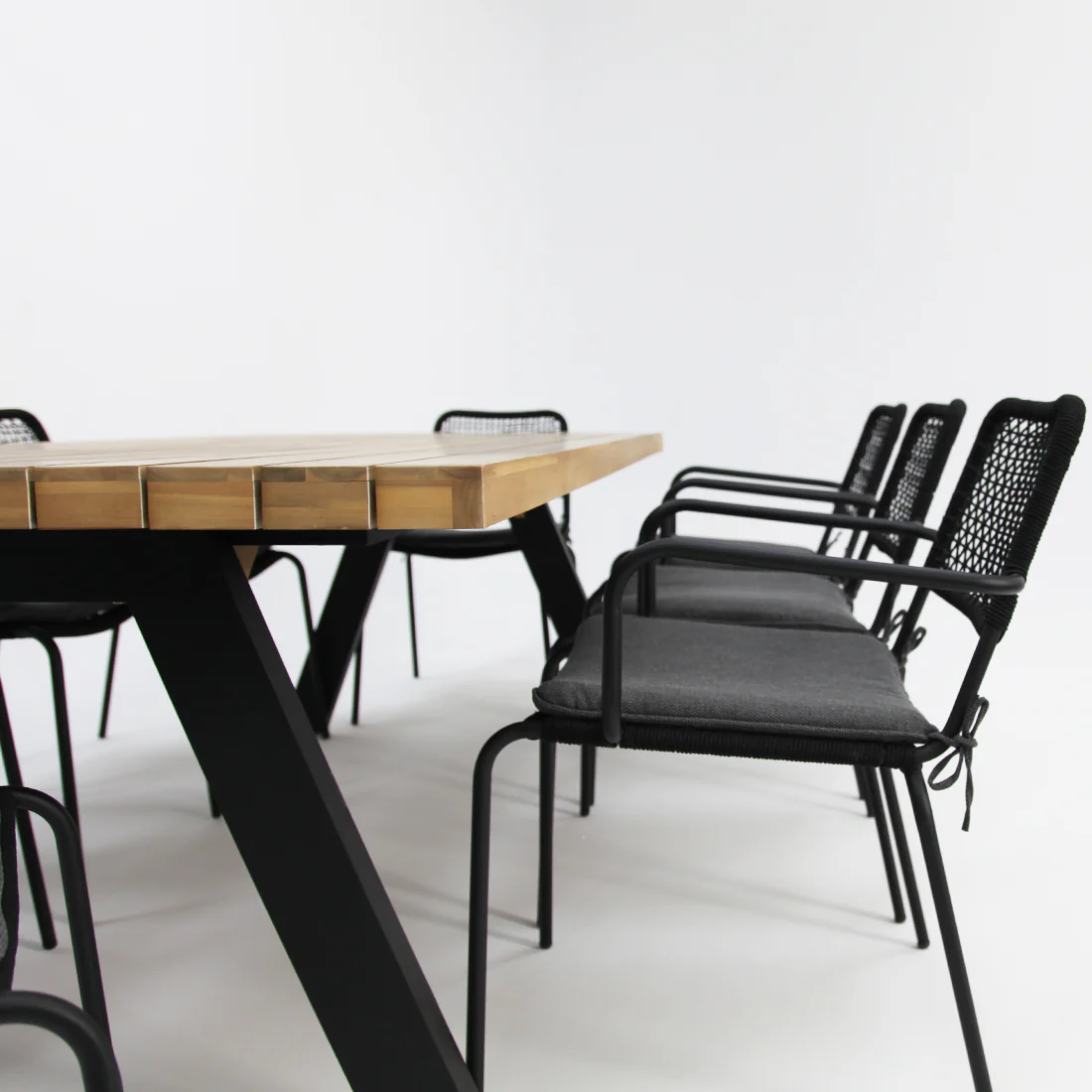 Bosco Bahamas 9pc Dining Setting - Black - Image 4
