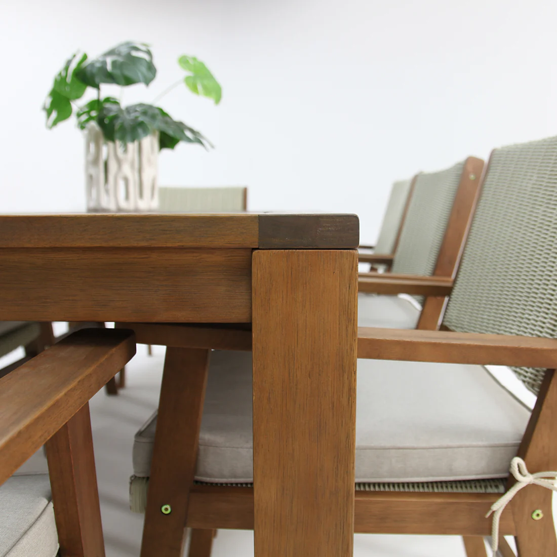 Botanica 9pc Dining Setting - Image 10