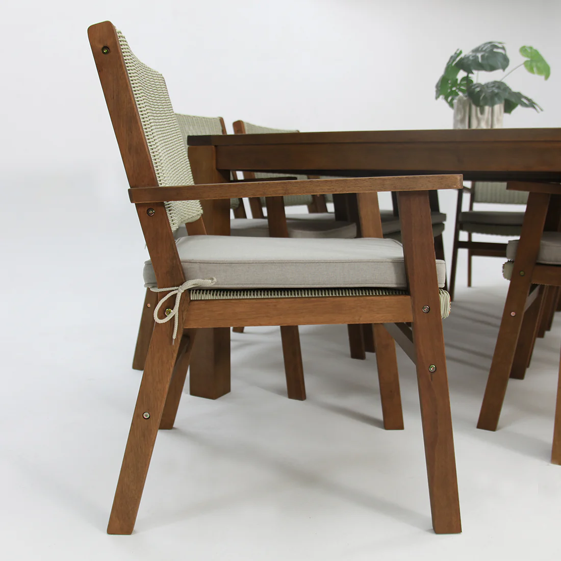 Botanica 9pc Dining Setting - Image 6