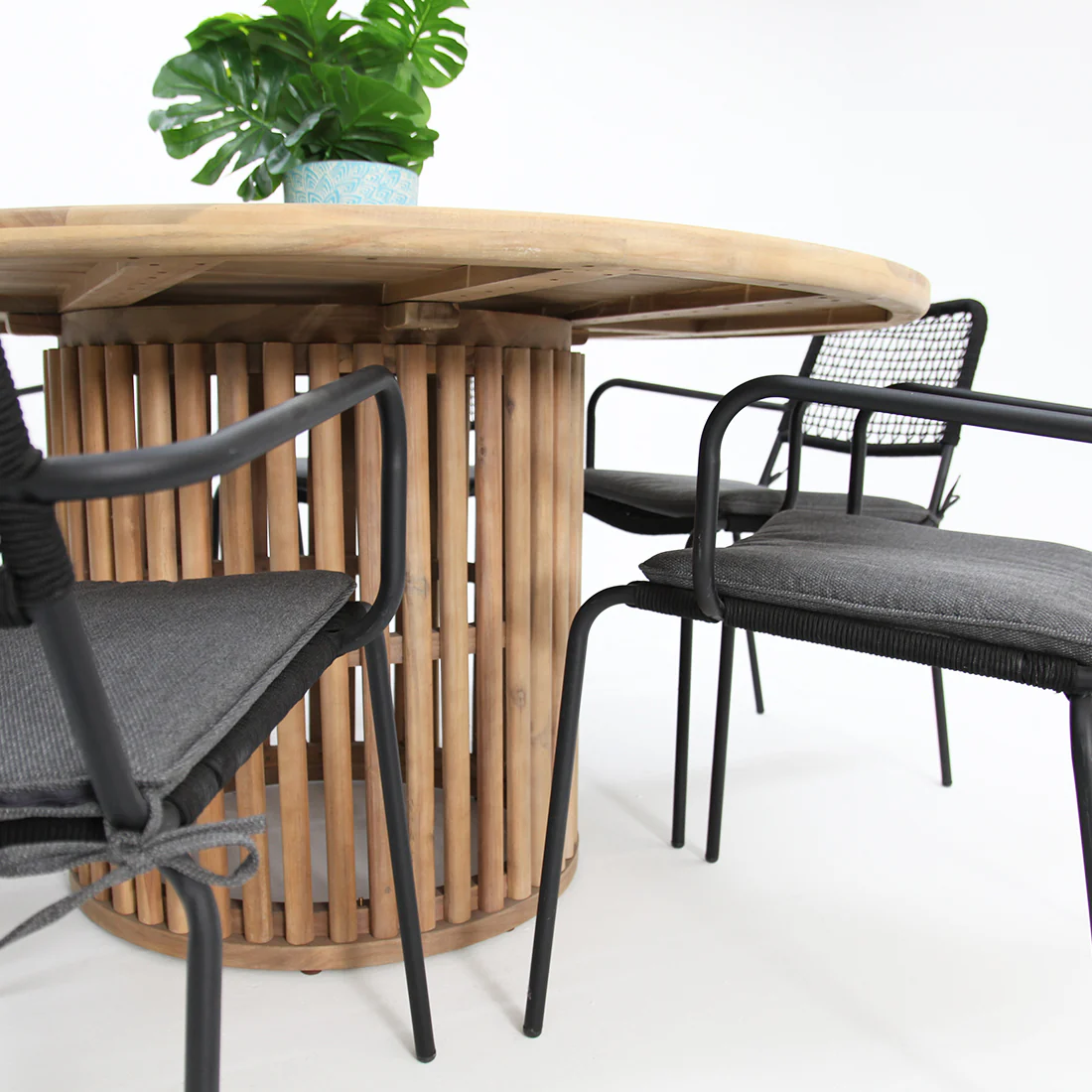 Carella Bahamas 7pc Dining Setting - Black - Image 4