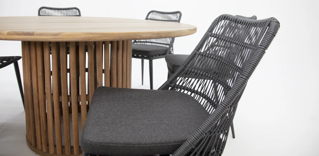 Carella Emery 7pc Dining Setting - Image 3