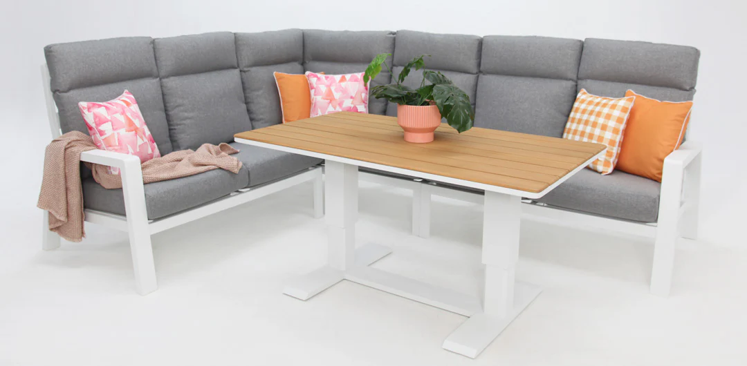 Dellaware Corner Lounge Setting - Image 12