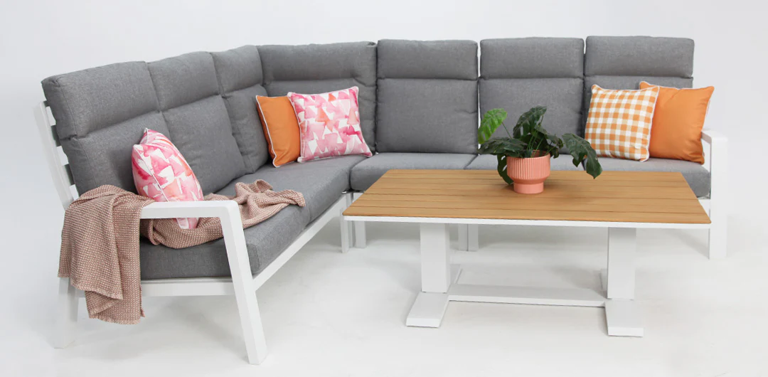 Dellaware Corner Lounge Setting - Image 5