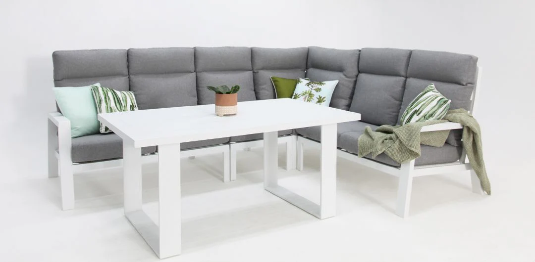 Dellaware Hayman Lounge Dining Setting - Image 4