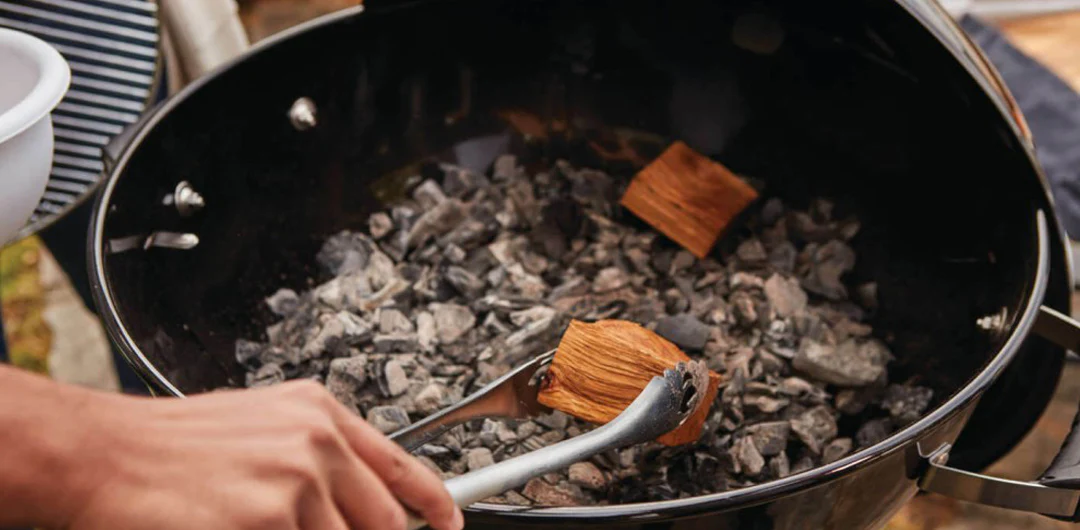 Napoleon Rodeo Charcoal Kettle BBQ - Image 6