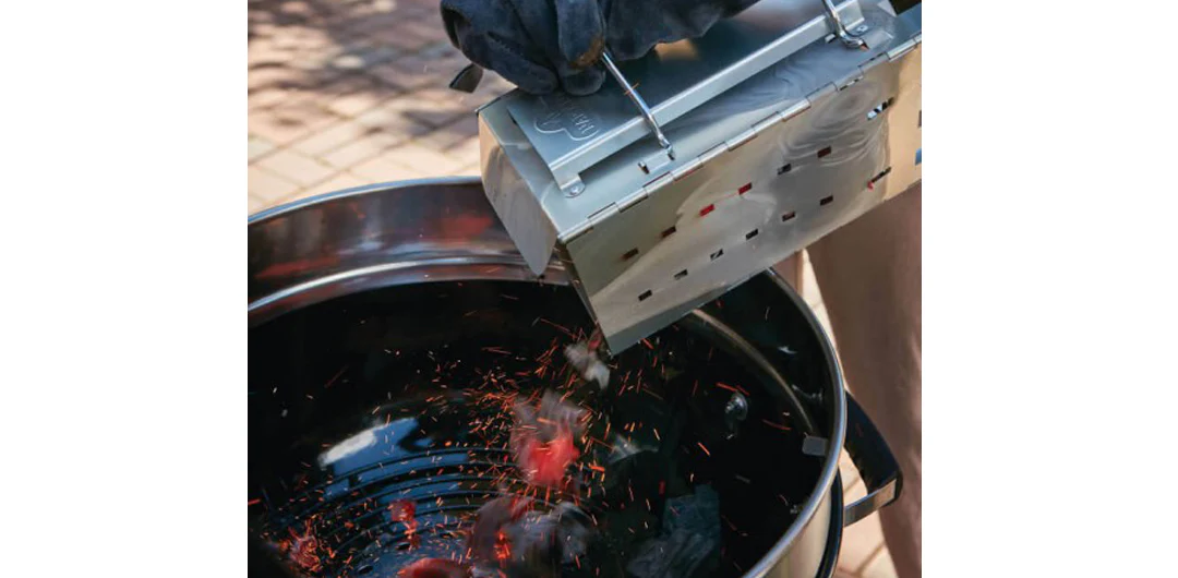 Napoleon Pro Charcoal Leg BBQ - Image 6