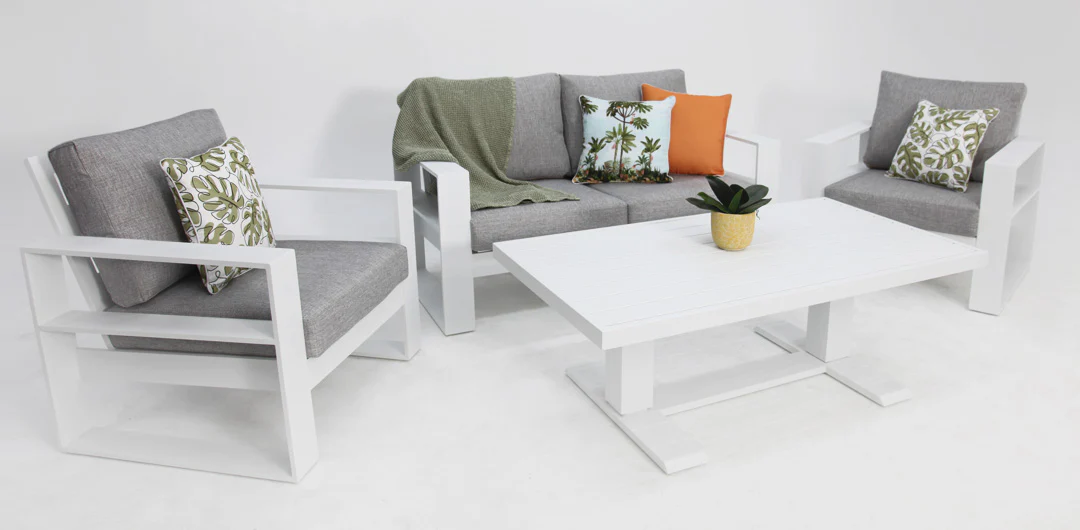Hayman Holste 211 Lounge Setting - White - Image 3