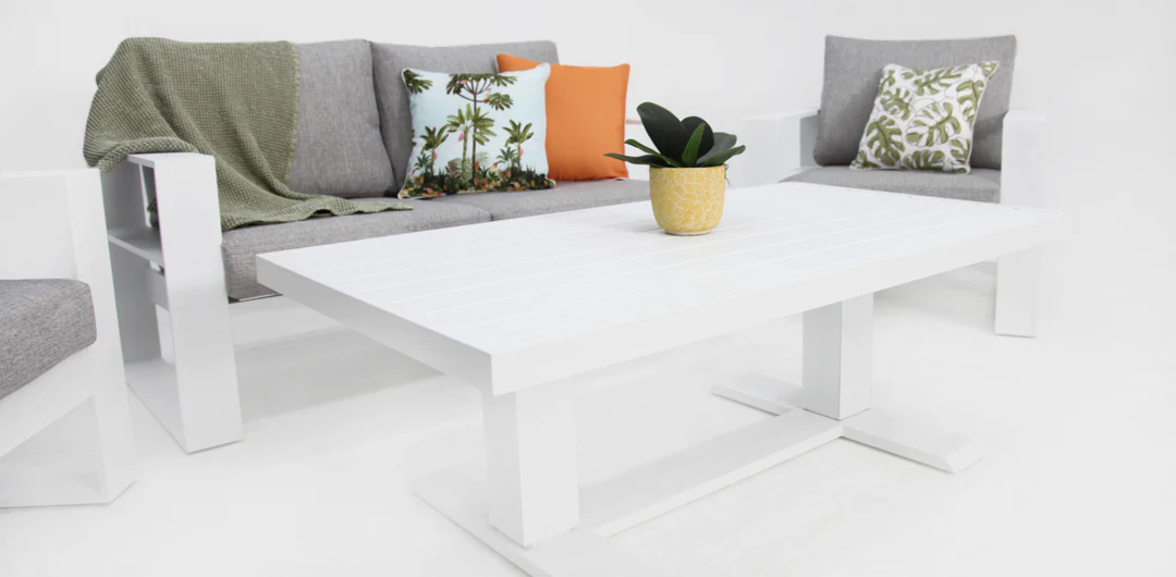 Hayman Holste 211 Lounge Setting - White - Image 4