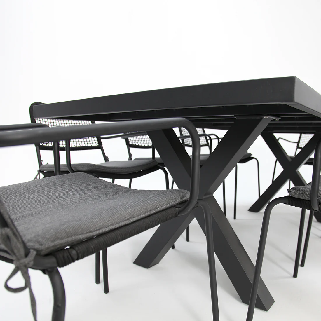 Ravenne Bahamas 9pc Dining Setting - Black - Image 8
