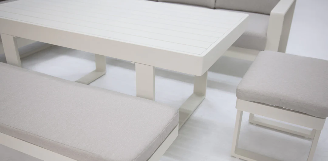 Sallsey Corner Lounge Setting - Cream - Image 6