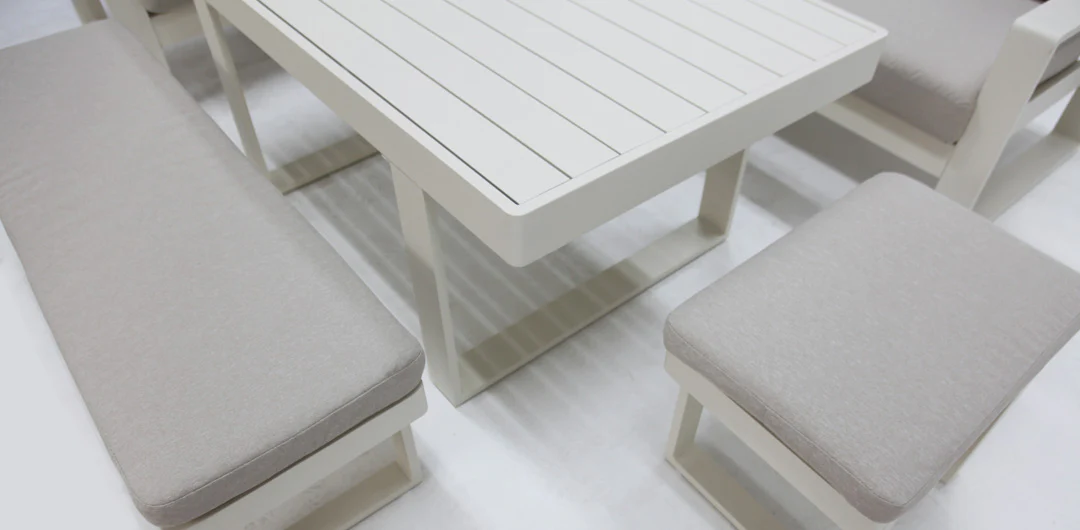 Sallsey Corner Lounge Setting - Cream - Image 9