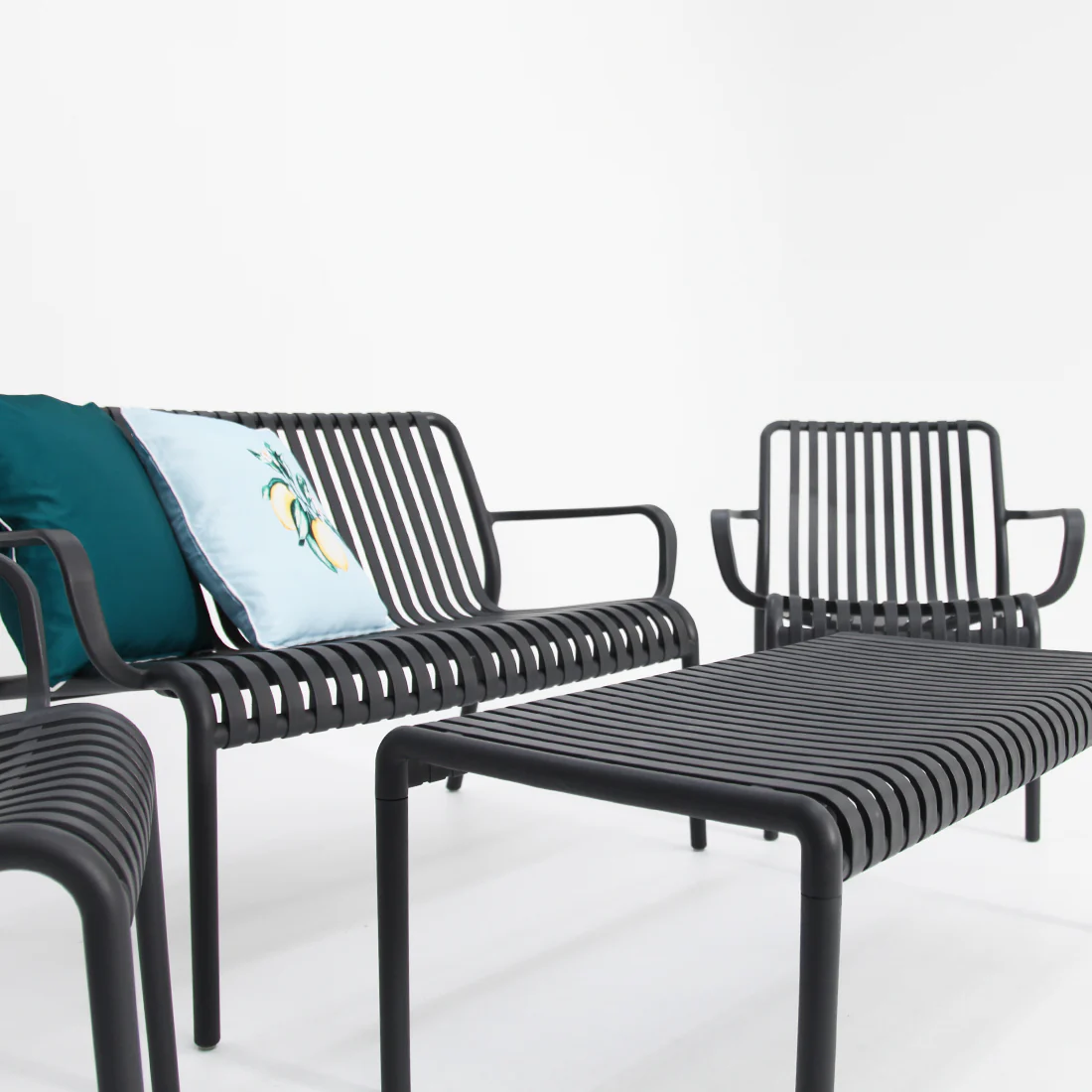 Voyage 4pc Balcony Setting - Gunmetal - Image 10